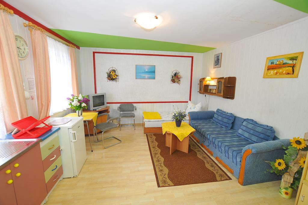 Appartement Osrodek Wczasowy Domino Bis à Dźwirzyno Chambre photo
