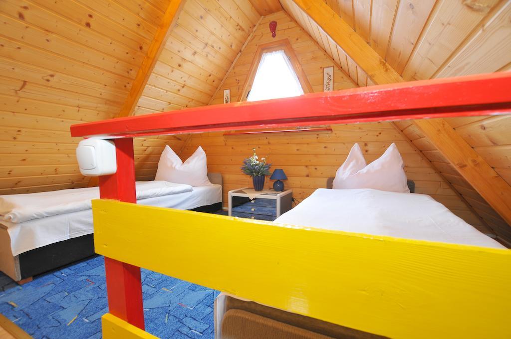 Appartement Osrodek Wczasowy Domino Bis à Dźwirzyno Chambre photo
